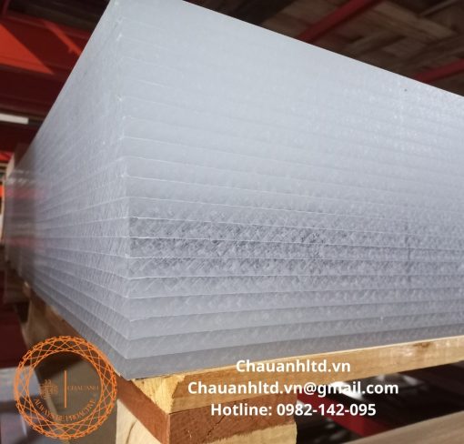 Tấm nhựa mica (PMMA) trong suốt dùng trong công nghiệp cơ khí và điện tử