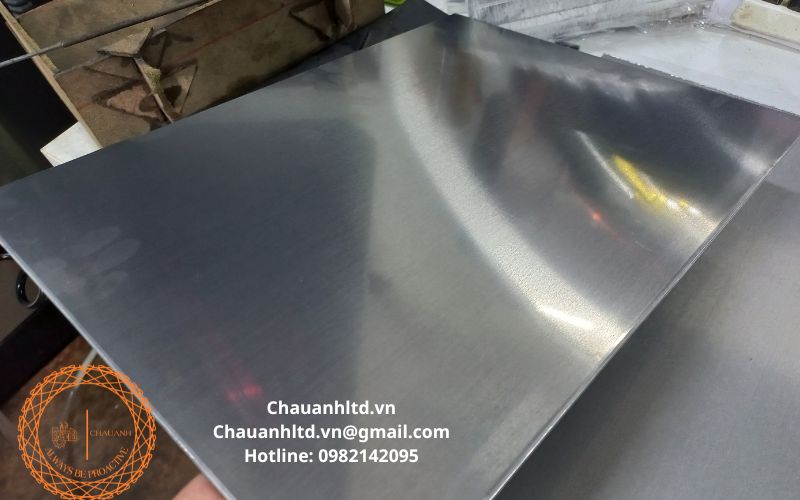 tấm nhôm 6061 bề mặt phay mịn dùng trong cơ khí và gia công chính xác